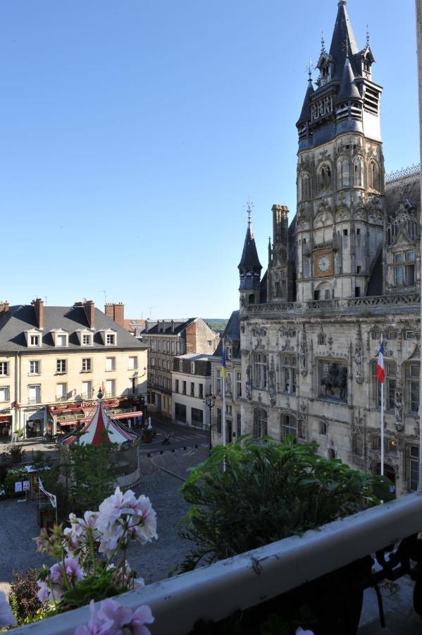 L'Appart Gite De Charme Compiègne Esterno foto