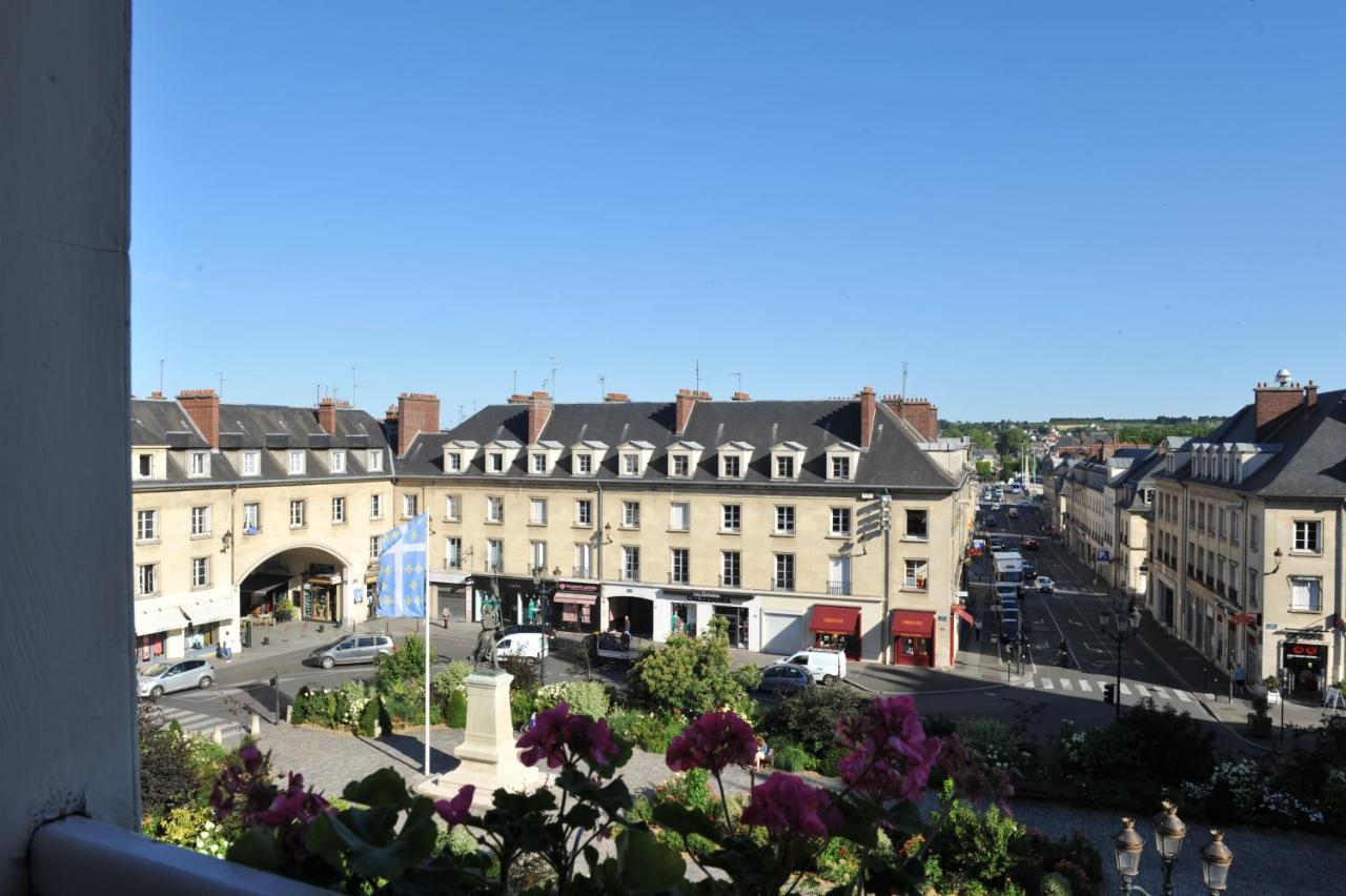 L'Appart Gite De Charme Compiègne Esterno foto